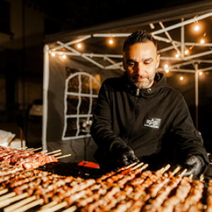 Im November darf bei dem tradtionellen Foodtruckstop wieder geschlemmt werden.